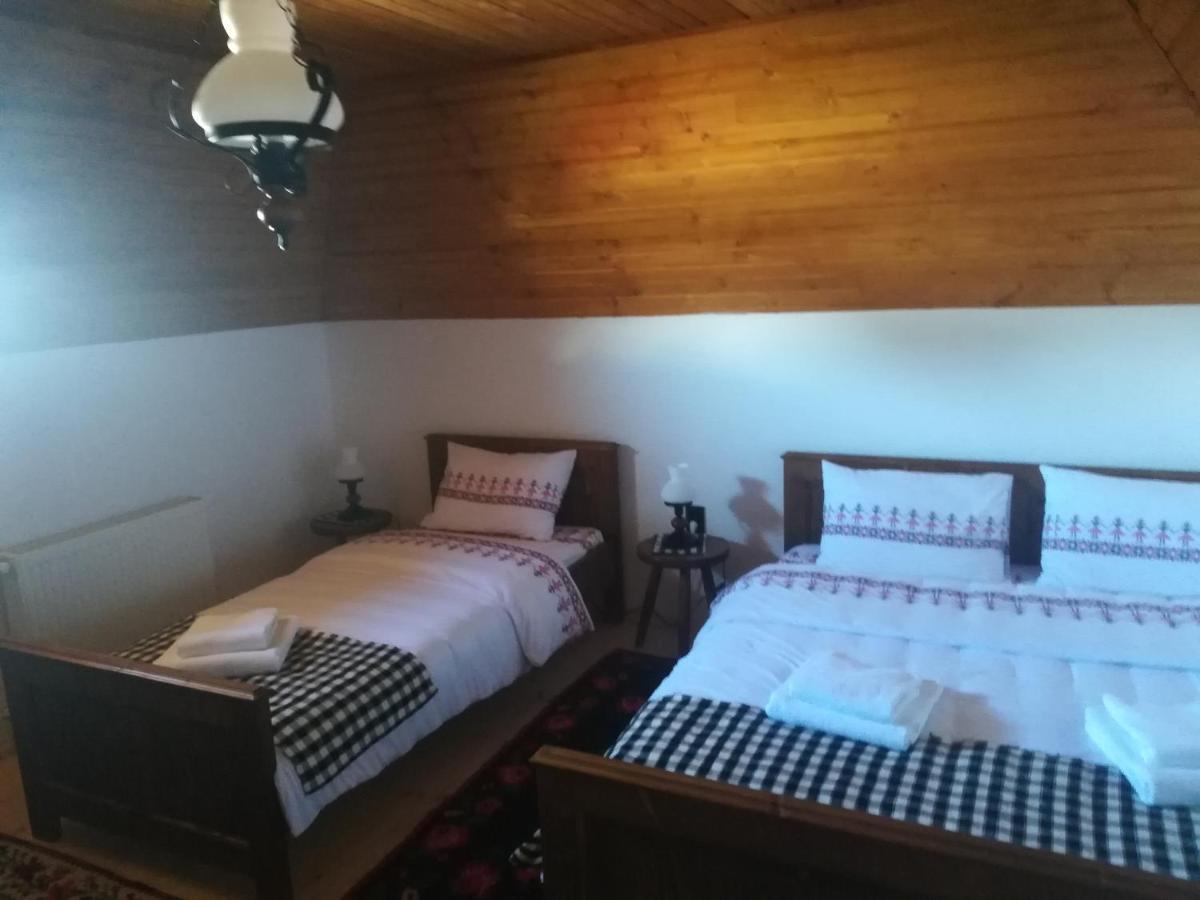 Casa Din Susani Calinesti  Esterno foto