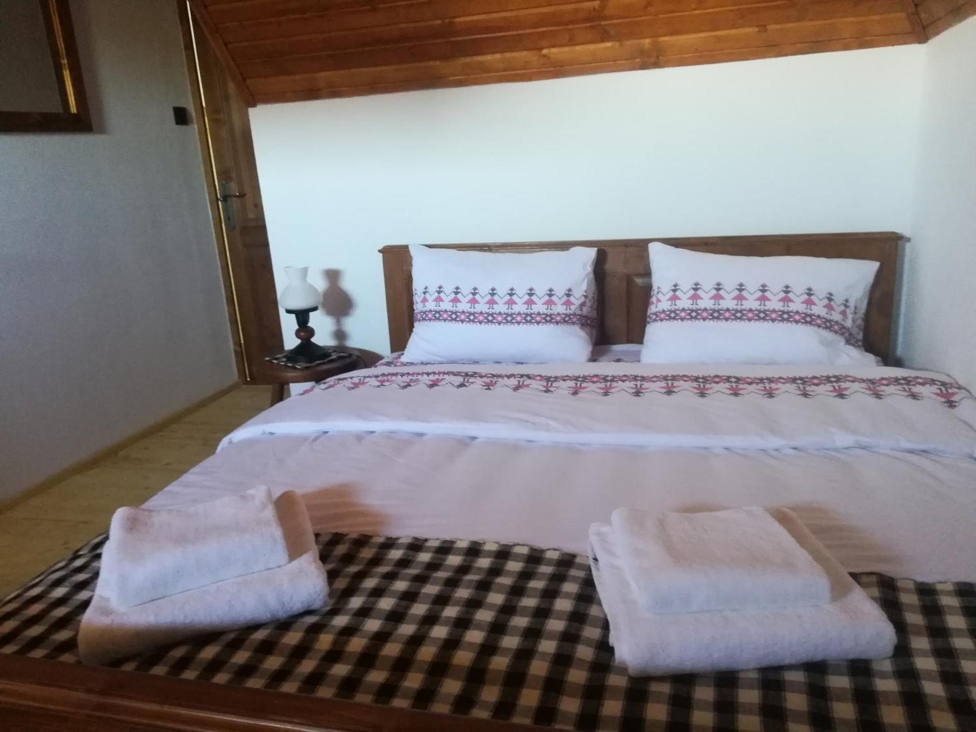 Casa Din Susani Calinesti  Camera foto